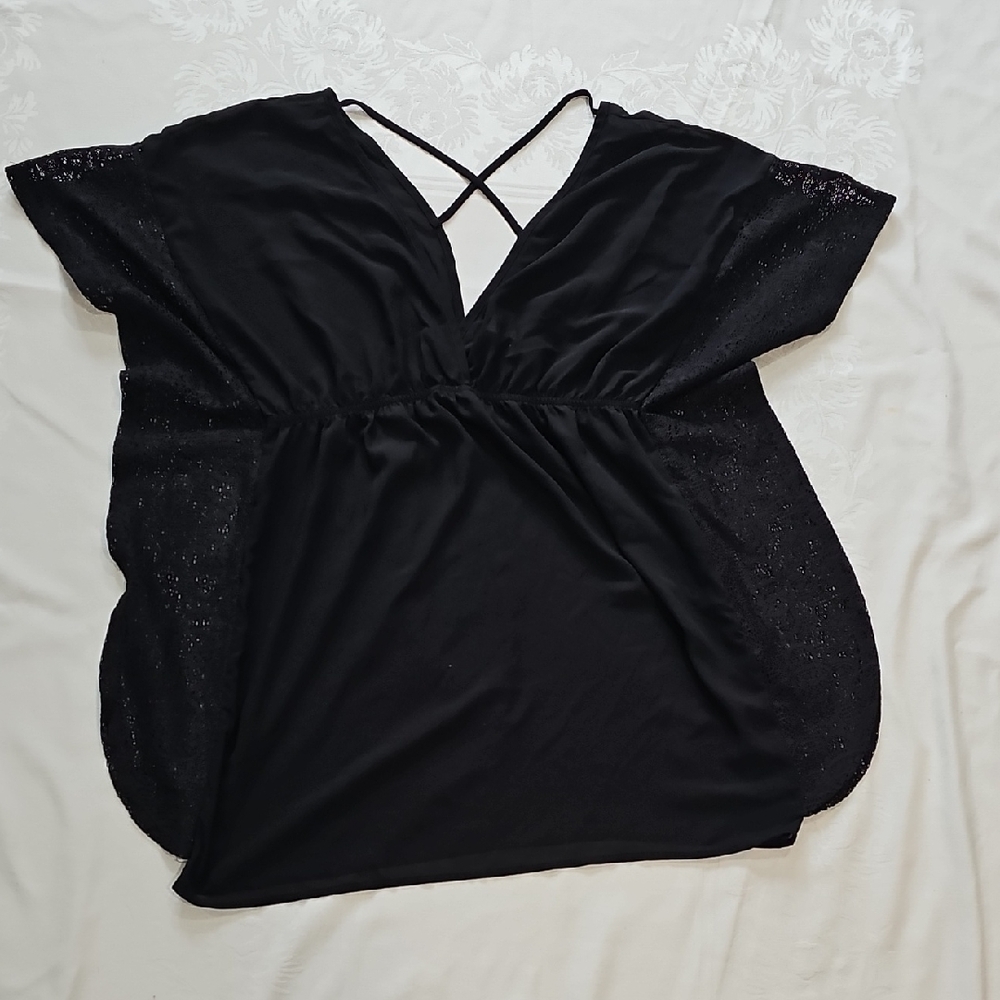 Xhilaration Black V-Neck Top with Cross Back